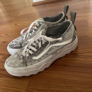 Vans Sentry Old Skool Crushed Velvet Silver/True White WMNS sneakers